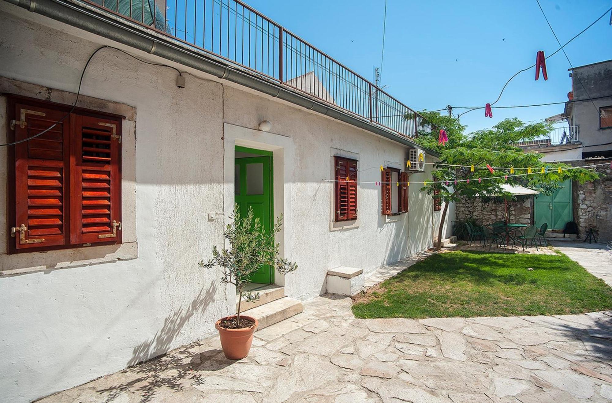 Dalmatian Garden - Free Parking - City Centre Šibenik Eksteriør billede
